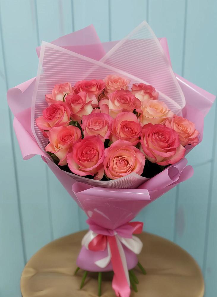 Букет 15 Розовых роз Равель в Нижних-Сергах