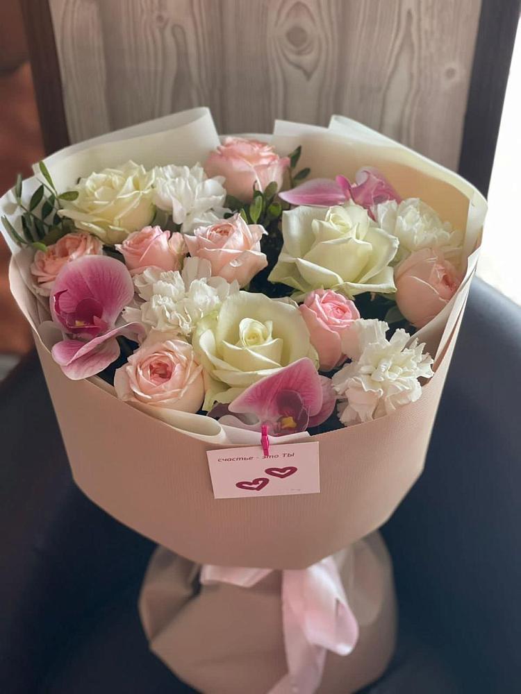 Букет цветов из: Орхидеи, Розы и Гвоздики в Нижних-Сергах