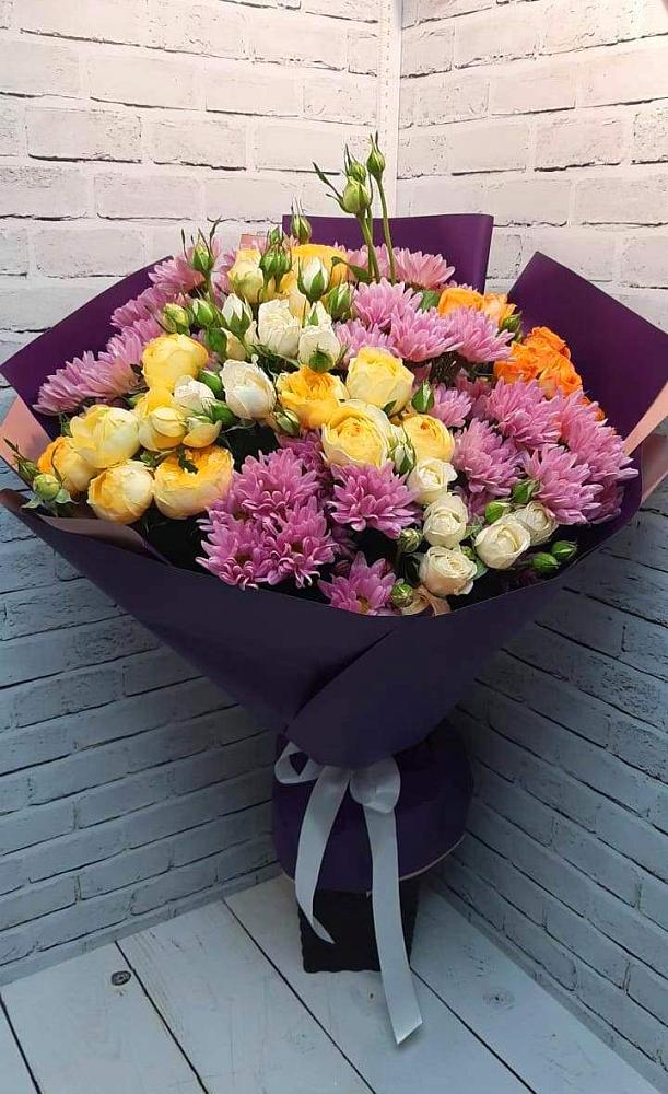Букет цветов из: Хризантемы и Розы в Нижних-Сергах