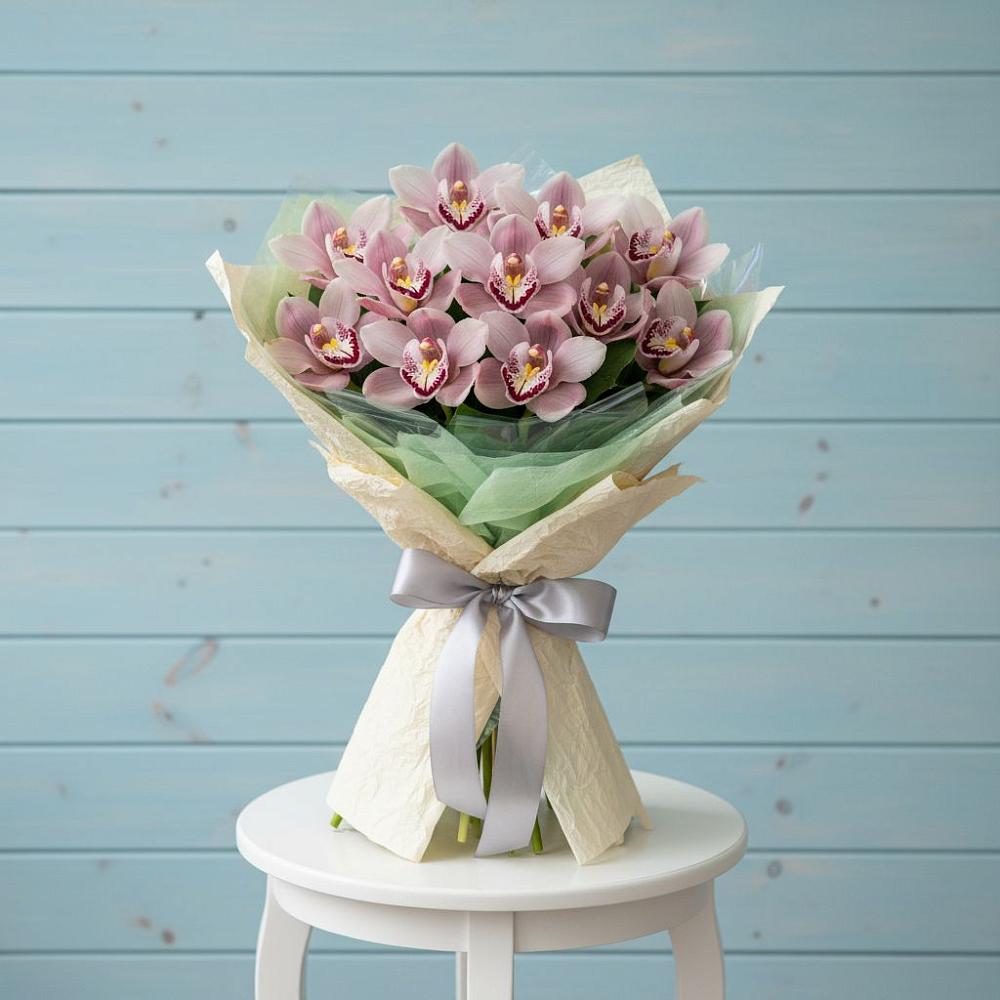 Букет цветов из: Орхидеи и Розы в Нижних-Сергах