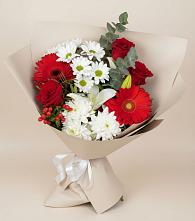 Букет цветов из:  Розы, Хризантемы, Герберы и Лилии в Нижних-Сергах
