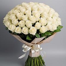 Букет 101 беля роза Белоснежка в Нижних-Сергах
