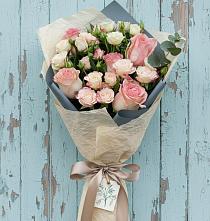 Букет цветов из:  Розы #REPLACE_PRED# Нижних-Сергах