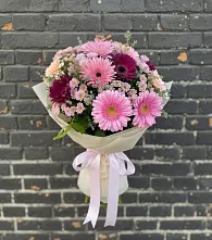 Букет цветов из:  Герберы и Хризантемы #REPLACE_PRED# Нижних-Сергах