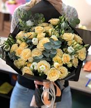 Букет цветов из:  Розы и Лизиантусы #REPLACE_PRED# Нижних-Сергах