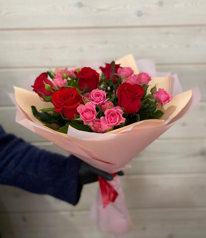 Букет цветов из: Розы в Нижних-Сергах