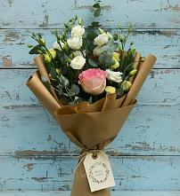 Букет цветов из:  Розы и Лизиантусы #REPLACE_PRED# Нижних-Сергах