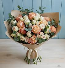 Букет цветов из:  Альстромерии и Розы #REPLACE_PRED# Нижних-Сергах